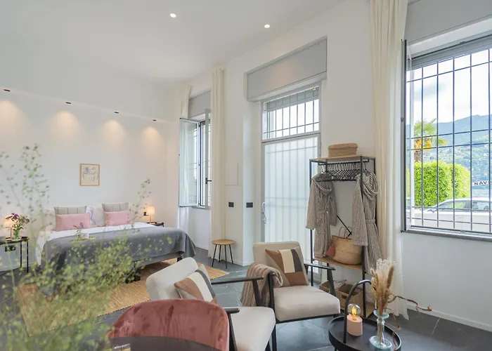 Piccola Lotus By Rent Apartament